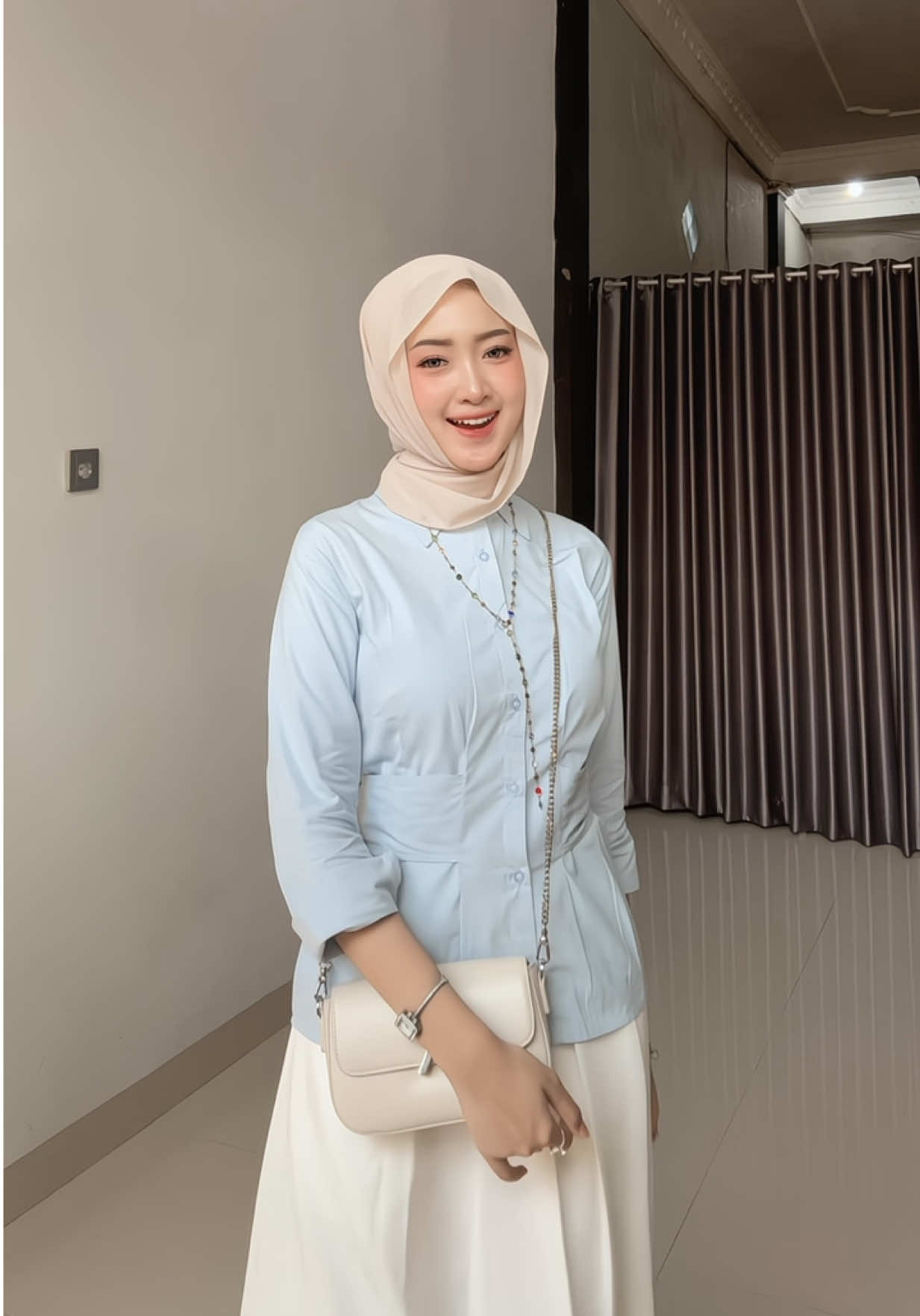 atasanku lucuu bgtt plsss ada pitanya gemazhh #OOTD #outfitinspo 