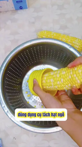Dụng cụ tách hạt ngô tiện lợi #giadungtienich 