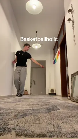 Can’t fight it #basketball #hooper #athome 
