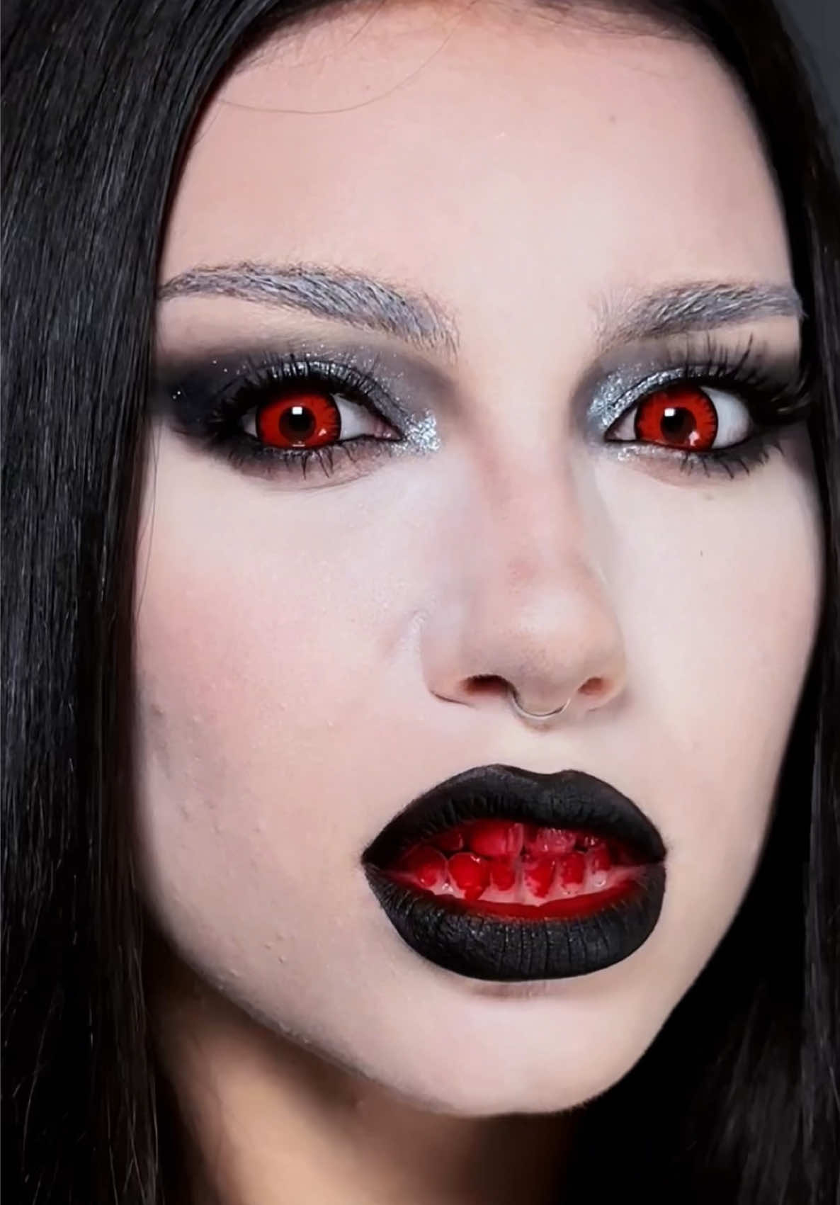 happy october 1st!!!!🩸  transition ib @molchanovamua  #halloweenmakeup #halloweentransition halloween makeup inspo