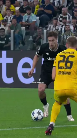 Trademark Yıldız 💫 #UCL #JuventusvsVillarreal 