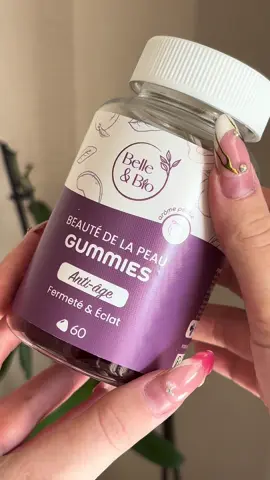 En partenariat avec Phytorganic  Ma nouvelle cure gourmande du matin pour une peau plus uniforme et lumineuse ✨ #belleetbio #gummies #collaborationcommerciale #produitsofferts 