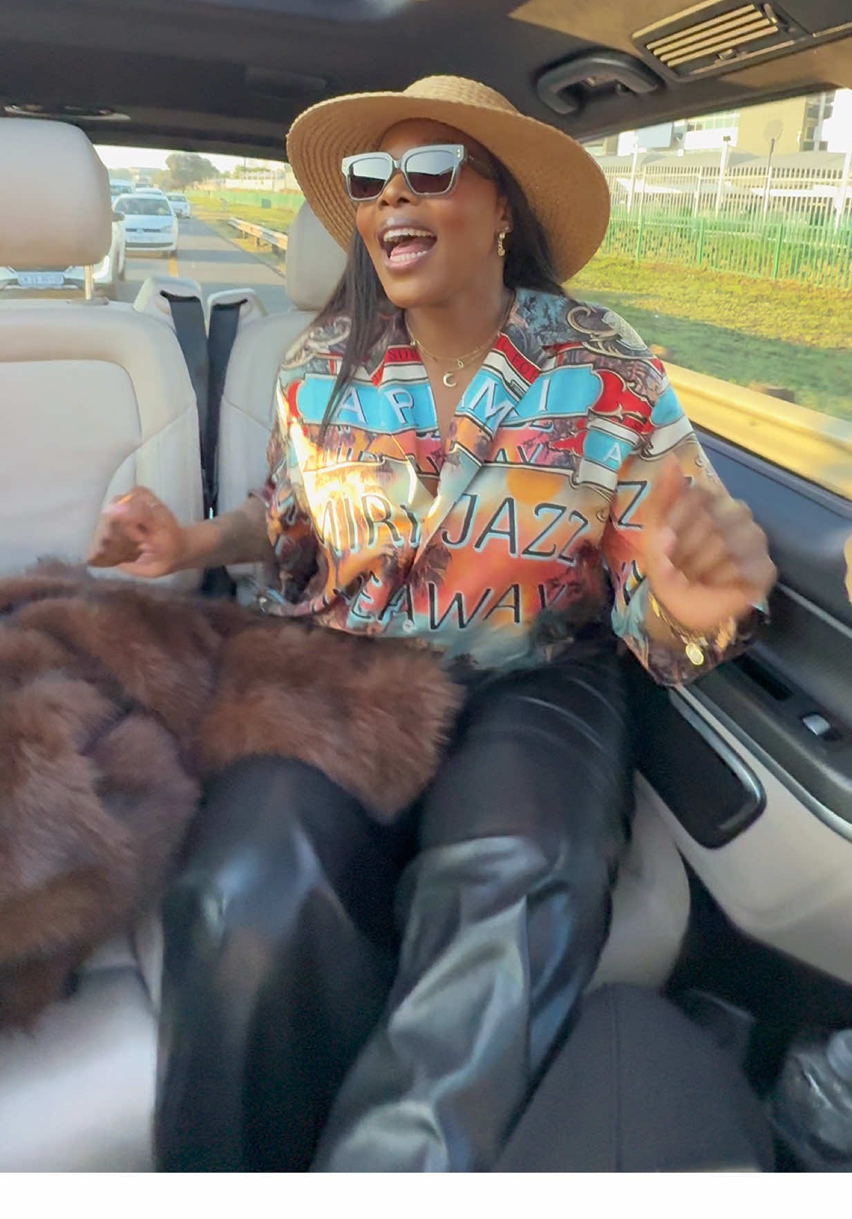 Singenwa YiSummer fever manje ☀️💚👌🏾 #Ithemba link in bio!!! 😜 @torque_official @Emazulwini Productions The song is out now on all platforms, please stream & dowload! #linkinbio #fyp #explore #mzansitiktok 