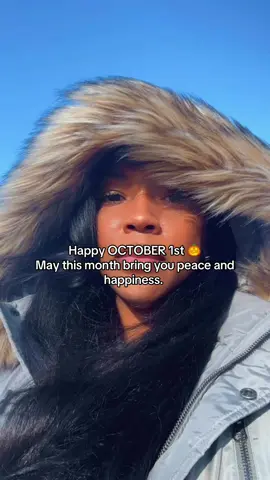 🍂 🍁 🎃 HAPPY 1 OCT! Spooky season begins with a government shutdown SMH!!!! I hope they resolve this mess soon… #miltok #octobermood #fallseason 