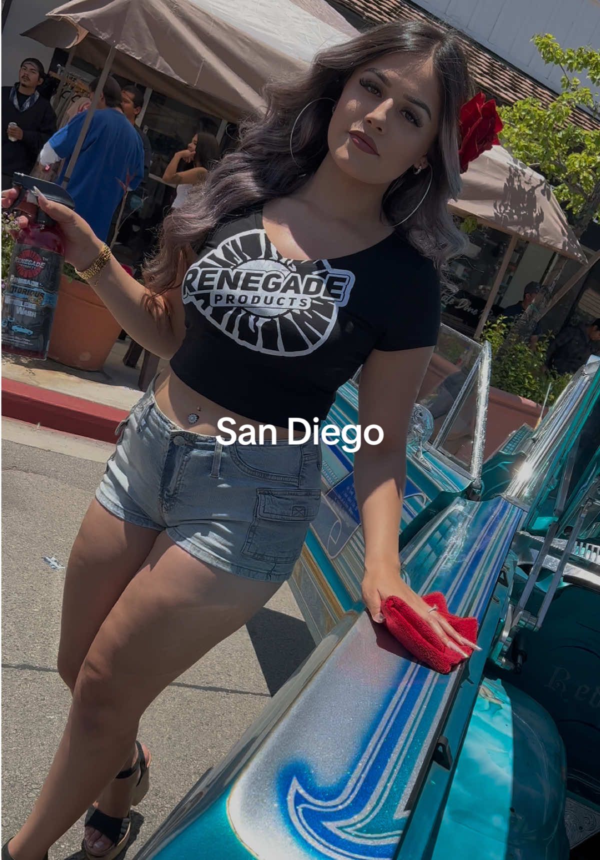 San Diego car show, beautiful woman, cool cars, perfect weather! . . . . #streetphotography #StreetStyle #models #lowrider 