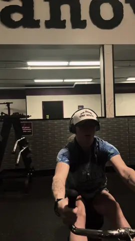 consistency is key 🔑 #fyp #foryoupage #workout #gymmotivation #GymTok 