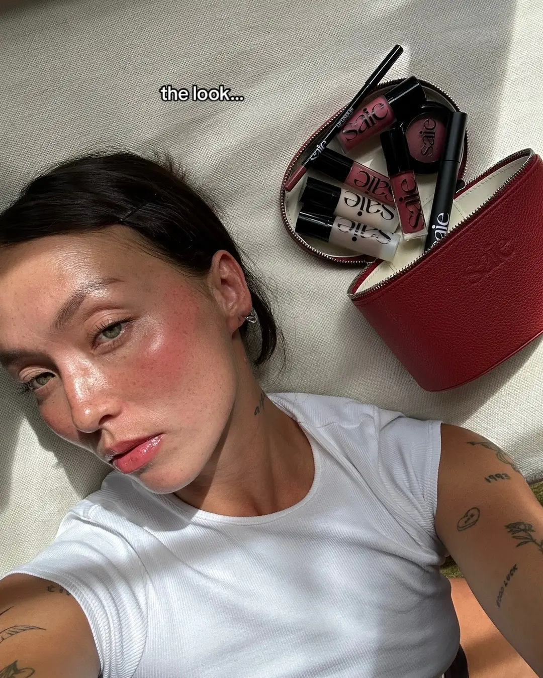 Introducing The Best of Saie Vault: the ultimate clean beauty wardrobe (& gift for the Saie lover in your life!)❣️ Available in extremely limited quantities, The Best of Saie Vault includes our new, limited Red Mini Vanity Case, filled to the brim with all our most adored, viral, can’t-keep-in-stock essentials—everything you need to create endless glowy looks.  The Best of Saie Vault includes: • NEW! Limited-Edition Mini Vanity Case in Red (...and be on the lookout for the Mini Case in Red launching on its own very soon ❤️) • Full-size Lip Liner 101 in Twist (mauve nude) • Full-size Glossybounce in Kiss (clear) • Full-size Glossybounce in Remix (mauve shimmer) • Full-size Mascara 101 in Black • Full-size SuperSuede Baked Powder Blush in Grazie (bright berry) • Full-size Dew Blush in Chilly (mauve) • Mini Glowy Super Gel in Warmglow (soft warm gold) • Mini Glowy Super Gel in Sunglow (bronze gold) The Best of Saie Vault is now available @sephora @sephoracanada @Cult Beauty and saiehello.com at $155 USD (a $223 value!). #saiebeauty #bestofsaievault #cleanbeauty #saievanitycase #saieminivanitycase 