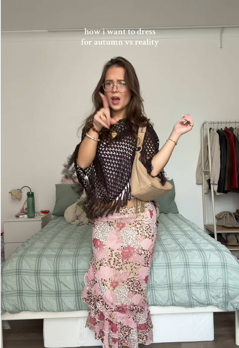 thought i’d reverse the trend 🥲 #autumnfashion #y2kfashion #OOTD #fashiontiktok #outfitinspo 