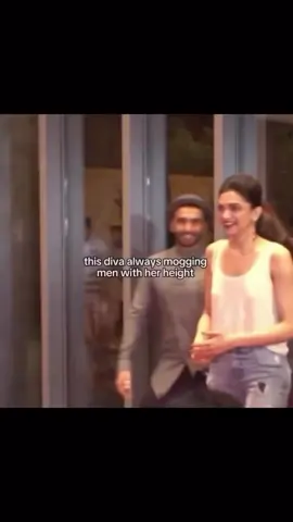 this diva always mogging men with her heigh #foryoupage #fyp #explore #usa #trending 