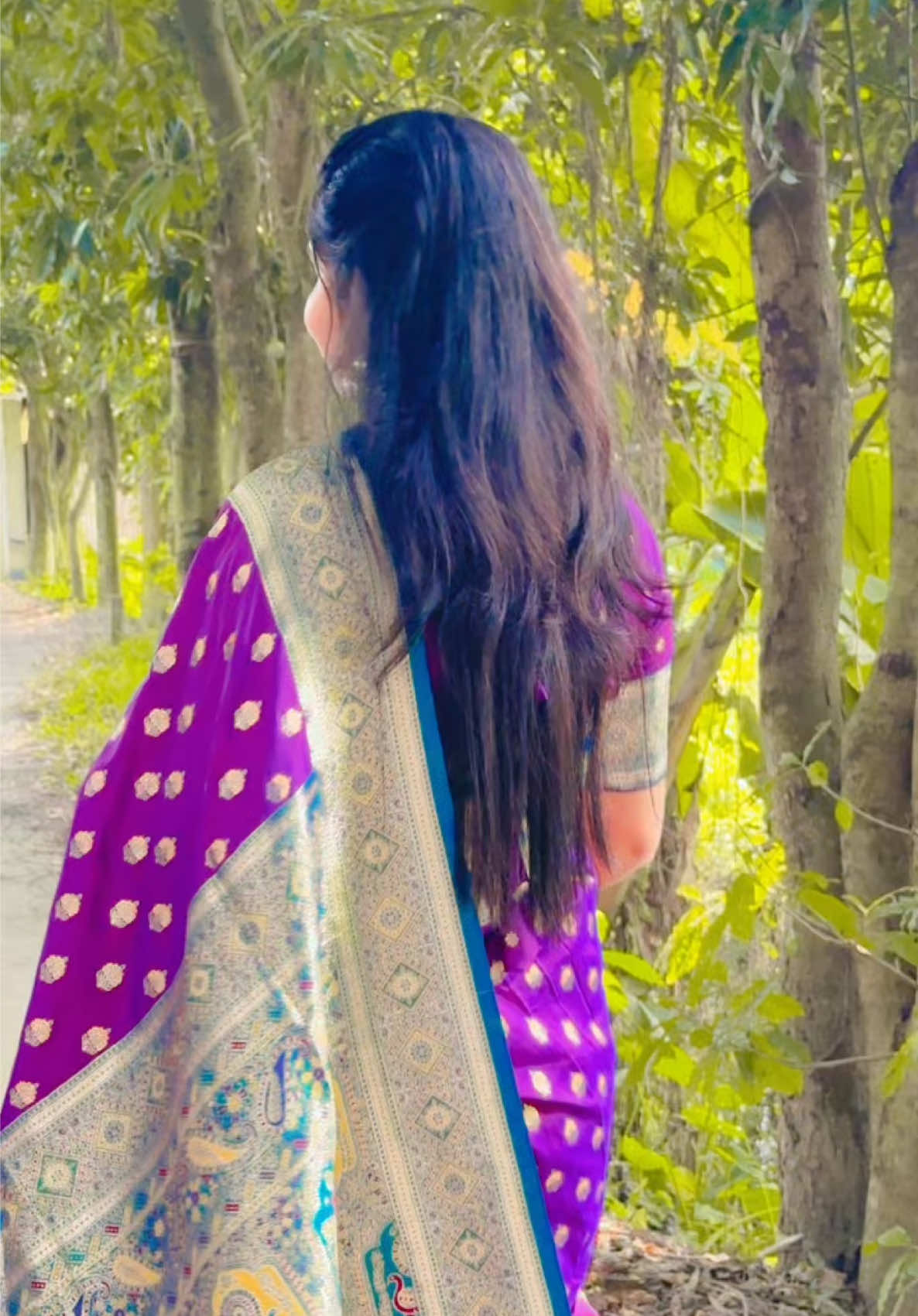 চোখেতে চশমা হাতে কাচের চুড়ি 🌚🤭#unfrezzmyaccount #plzsupport #viralvideo #tik_tok #foryour @TikTok @For You @TikTok en español @TikTok Bangladesh 