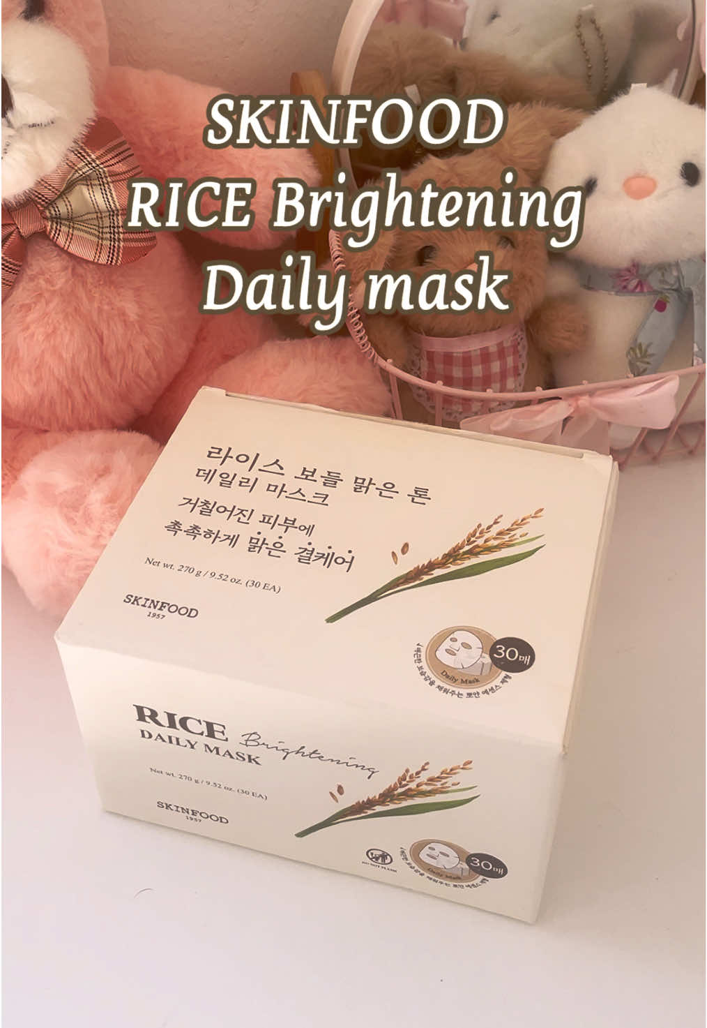 I’ve been using the Skinfood Rice Brightening Daily Mask for a week now, and it’s such a gentle boost for my routine 🍚🌾 . The sheets are soaked in essence that feels light, hydrating, and soothing on the skin. After each use, my complexion looks brighter, softer, and more refreshed without any stickiness. It’s perfect for daily use when I want a quick glow-up and a dose of hydration 🤍. Thank you @skinfood_global, @YesStyleInfluencers 🤍 Use my yesstyle reward code: BLUMESOU1 💖 to save $$$ on your next order 🤍 #skinfood #yesstyleinfluencers #ricedailymask #kbeauty #porecare 