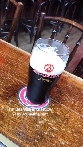 Ryan’s bar. First pub in Glasgow to serve the #beamish. Step aside Guinness & Murphy’s. Beamish has reached 🏴󠁧󠁢󠁳󠁣󠁴󠁿 #beamish #cork #glasgow #stout 