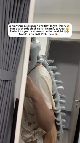 Cool 😎🥰🤩#halloween #tiktokshopfalldealsforyou #dinoplush #dinodress 