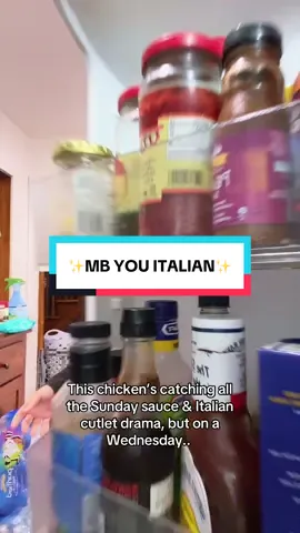 I’m prepping for an Italian feast tomorrow where I’ll  feed 13 people, and Cardi is getting me through it. (MEATBALL YOU ITALIAN 😅)  #p#prettyandpetty#c#chickencutlets #i#italianamerican #c#cardib #d#dinnerprep