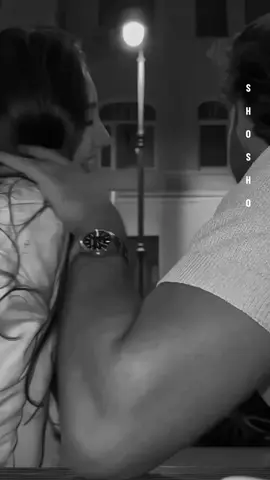 لو أختار ما بين نفسي وما بينك أعترف بإن إنت أغلى وأولى وكمان أولاً بحبك سنين في السر وما حدش عرف وأنا أدفع سنين تانيين وأحبك في العلن #أنغام  #ياريتك_فاهمني  @anghamofficial 