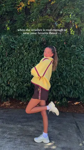 obsessed with the yellow + maroon combo #fleece #fallfleece #fallfashion #fallfashioninspo 