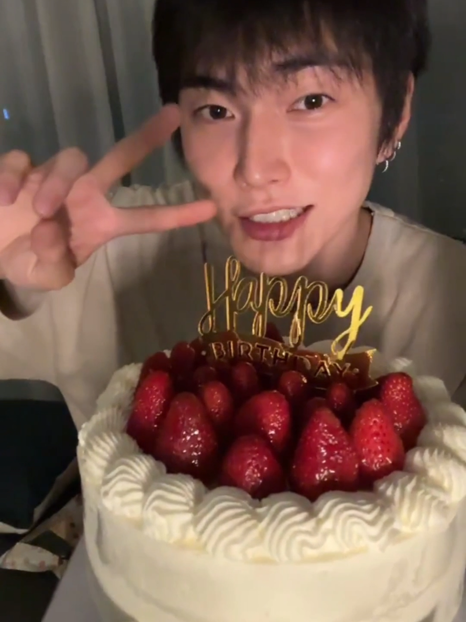 Happy birthday @XngHan 🎂🍀🫶 #xnghan #seunghan #hongseunghan #fyp #kpopfyp