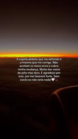 Sou grata aqueles que me mantém de pé!🤍 #espiritualidade #oxala #terreirodeumbanda #orixasdeumbanda #axe 