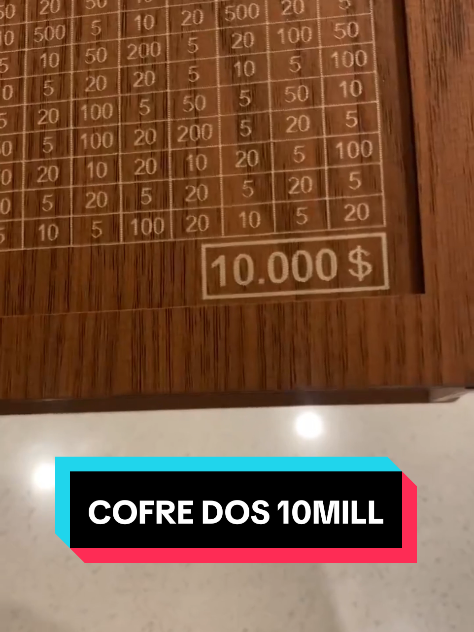 💡 Método simples que já ajudou milhares a juntarem 10.000+ Só colocar a nota e riscar o número.🔢 👉 Ideal pra quem nunca consegue guardar dinheiro. #cofre #achadinhos #tiktokshop #dinheiro #guardardinheiro 