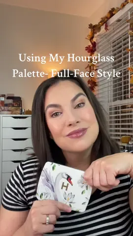 Loving my @Hourglass Cosmetics Swan palette! 🦢Full review on YT (emilynoel83)… and link to all products used on my LTK (link in bio) #fullfacepalette #faceoftheday #emilynoel 