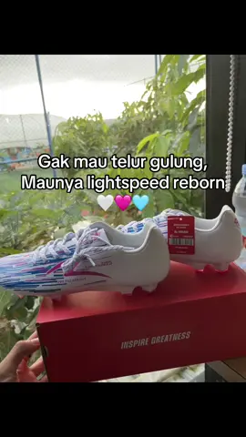 Sepatunya idaman para cowok cowok ya gak si🚀🩷🤍🩵🔥🤗#lightspeedreborn #fypgakyahシ #sepatuidamancowo #specsindonesia #munculbrandafyp 
