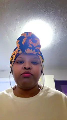 “Put on Fenty Skin lotion with Sweet Tooth by Sabrina Carpenter—literally smells amazing.”#fentysuperbrandday #fentyskin #sweettooth @Sabrina Carpenter 