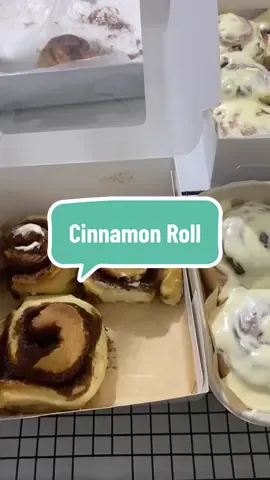 Hurt my arms kneading the dough manually 😭. Not complaing though, I love making cinnamon rolls ❤️ #cinnamonroll #Recipe #homebaker #SmallBusiness #supportsmallbusiness 