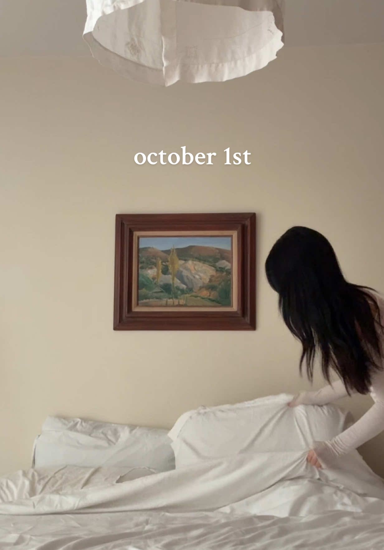 suddenly i’m alive again happy october  1st lovelies <3 #morningroutine #october 