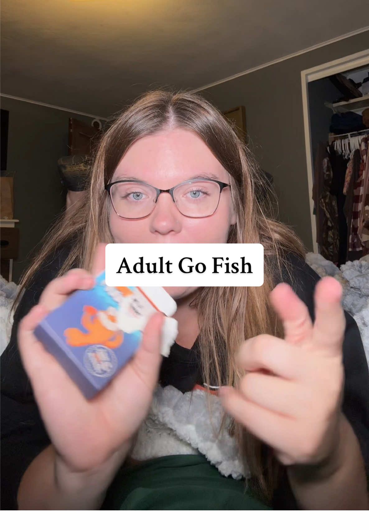 #adultgofish #gaggift #whiteelephant #funnycardgame 