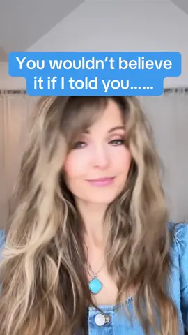 You wouldn’t believe me if I told you… bangs & big hair are back. 💁‍♀️ Transition to full volume curls 2026 is all about Birkin bangs, natural curls, soft balayage, and major volume around the ears & face frame ✨ Follow me for more volume hacks, fringe tips & hair transformations! #HairTrend2026 #BirkinBangs #VoluminousHair #NaturalCurls #BalayageVibes  