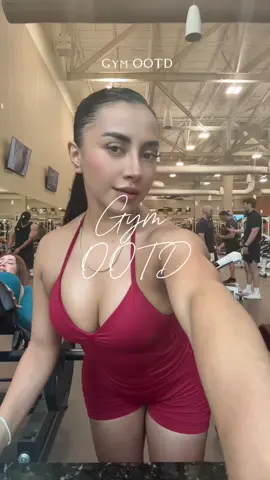 Cherry red is my favorite color ♥️ #GymTok #gym #gymmotivation #gymootd #gymoutfit 
