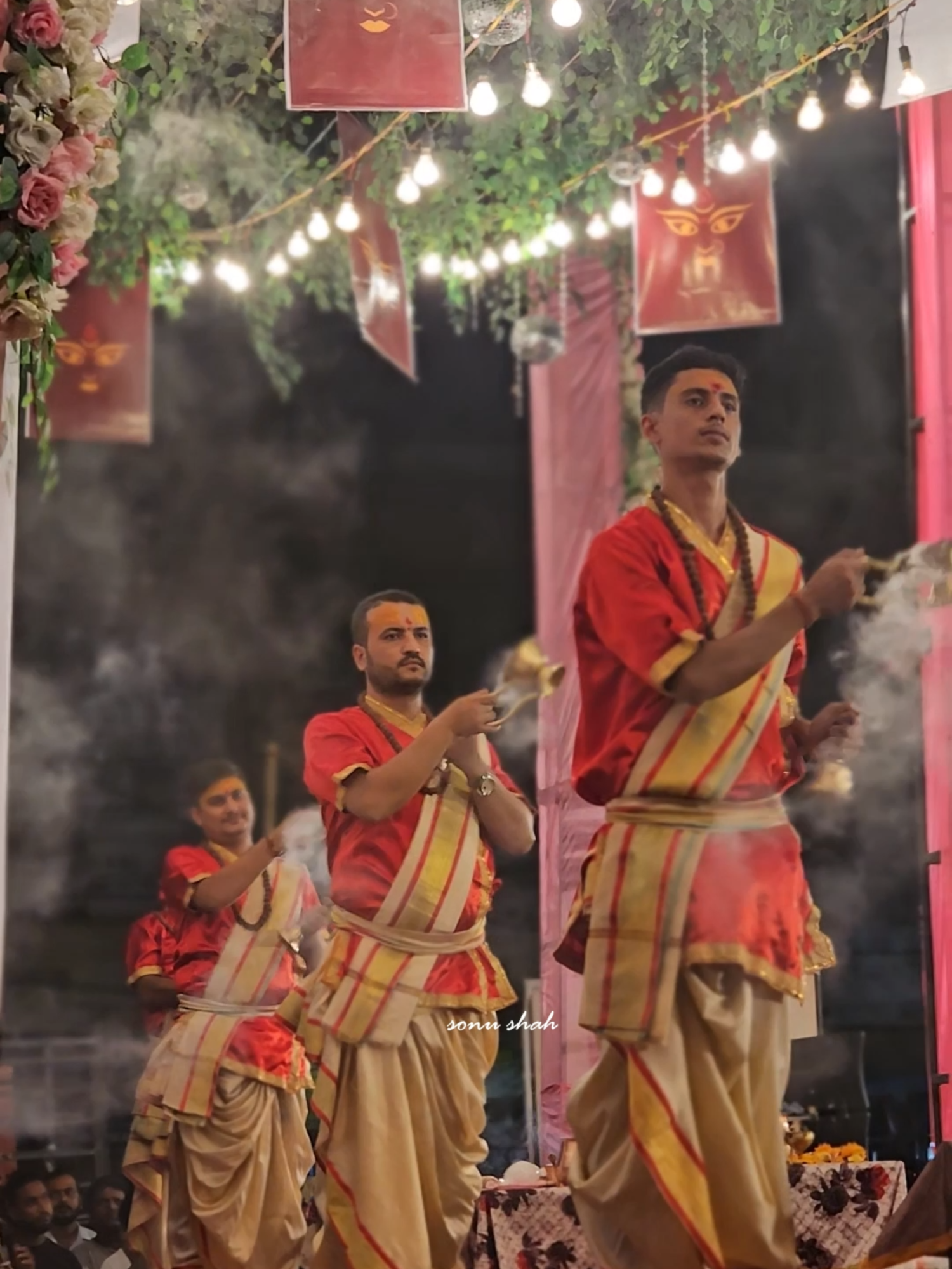 विराटनगरको पंचमुखी हनुमान मन्दिरमा महाआरती गरिंदै (maha aarti biratnagar) #sonushah #sonushah504 #biratnagar #navratri #fyp #biratnagarmuser #mahaaarti #biratnagaraarti #mahaaartibiratnagar #durgamaa #kalimandir #maha_aarti #महाआरती