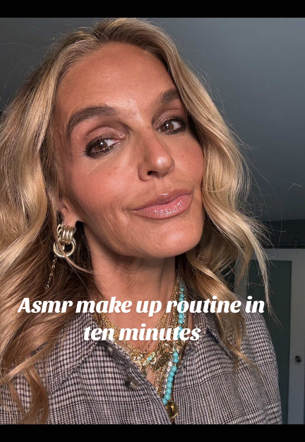 Easy everyday make up to make you look and feel fabulous ❤️ ten minute make up  asmr make up  #asmr #beautyroutine #beautyproducts #makeupfavorites #asmrvideo 