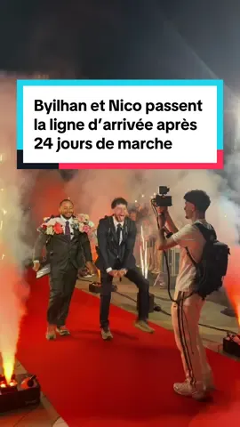 Les streamers ont franchi la ligne d’arrivée à Paris ce mercredi après 24 jours de marche.