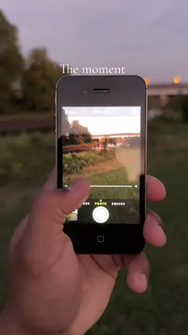 iPhone 4 is the new digi cam     #iphone #digicam #digitalcamera #nostalgia #retro 