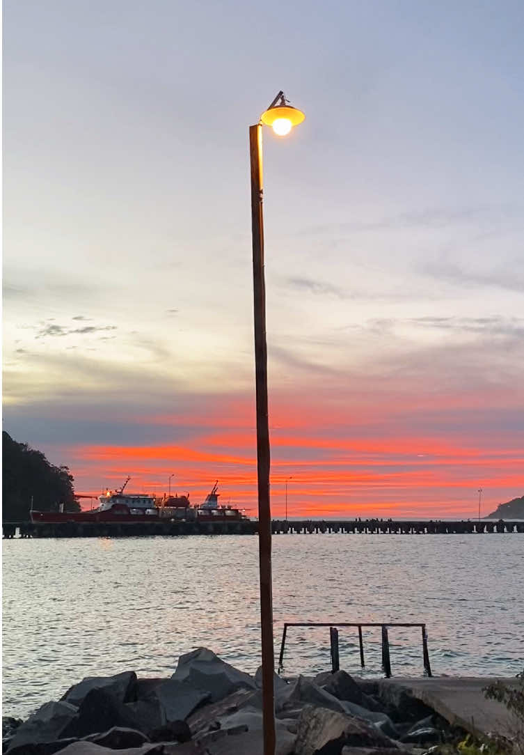 Tempat menikmati sunset Yang sempurna😍#bollywood #bollywood #laguindia #sunset #tempatviralacehjaya 