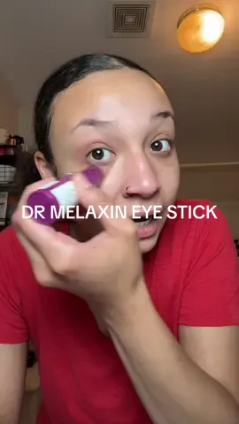 made that girl look 10 years younger!! but no worries because this bad boy is about to clean up all my baggage 😩🙏🏼💗 #drmelaxin #eyebags #wrinkles 