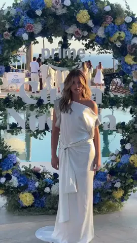 Culpa nuestra galasından nicole wallace 💙 #nicolewallace #culpanuestra #noahmorgan #keşfet #gala #premier @Nicole Wallace 