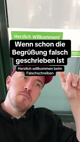 Willkommen in der Welt der falschen Schilder. #Kommunikationsdesign #DesignFail  #schreiben #FalscheSchilder #Typografie