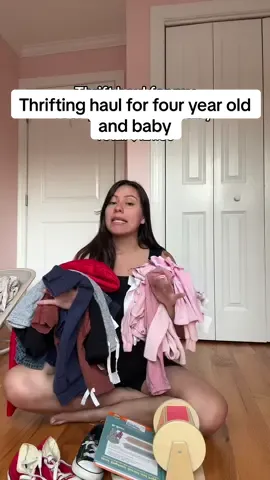 Definitely a great thrifting day! #babythrifthaul #thifting #babyclothes #pregnantmama #kidsclothes 