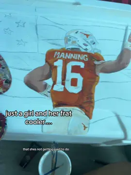 i love you arch pls notice me #fratcooler #archmanning #football #utaustin #college 