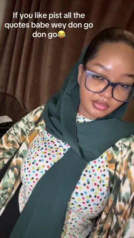 We dey fagbo she dey pompous …..