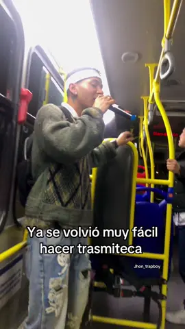 Jajaja trasmiteca y sacamos a bailar a Laura 🤭 