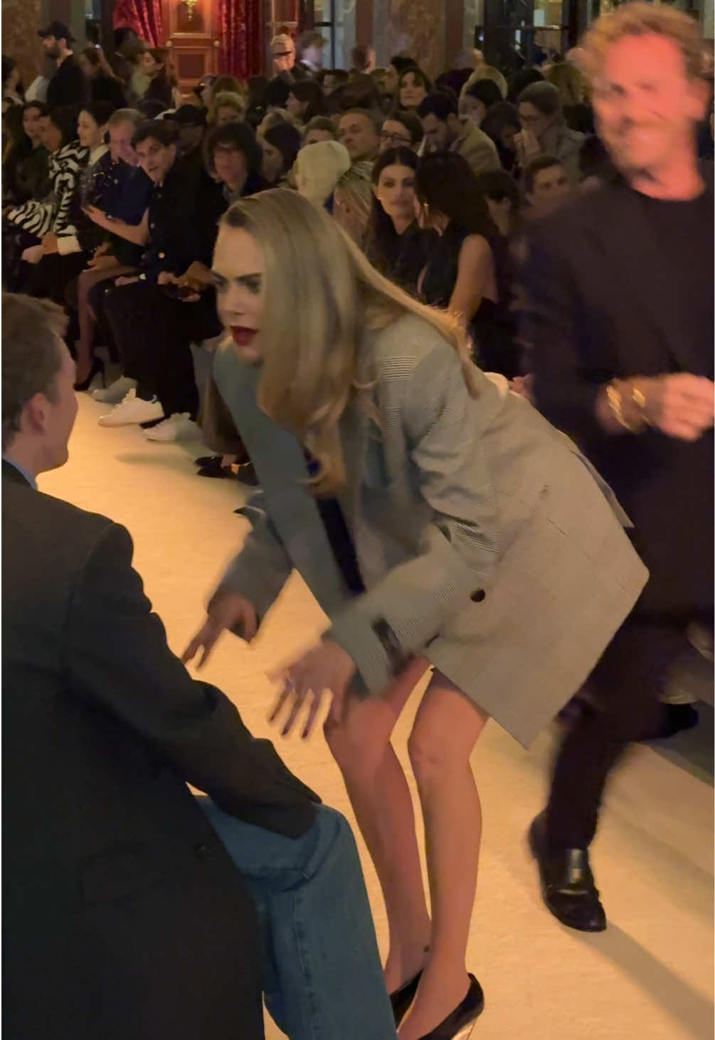 #caradelevingne #balmain #TikTokFashion #pfw #fashiontiktok  