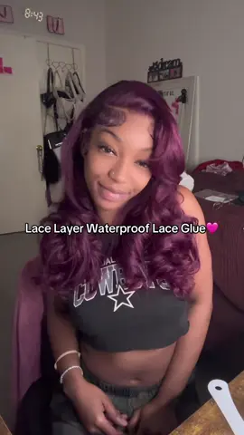 Is Lace Layer glue worth the hype?❤️‍🔥‼️ The glue def my top 2 in my book n i know it’s gone be yours!!  #lacelayerglue #lacelay #creatorsearchinsights #wiginfluencer #baddieonabudget💋 