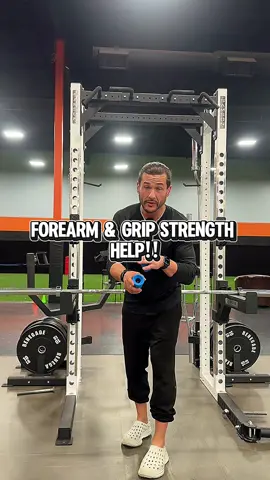 They gym needed these grips! #GymLife #GymTok #tiktokshopmademebuyit #tiktokshopcreatorpicks #tiktokshopfalldealsforyou 