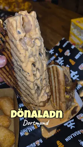Leute ganz ehrlich, selber schuld wenn ihr diesen laden immer noch nicht besucht habt 🤷‍♂️  📍Adresse:  Kaiserstraße 86,  44135 Dortmund #foodspot #foodporn #dönaladn #burger #halal  @Dönaladn_Dortmund  @Dönaladn 