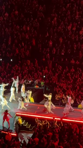 Full performance of Bad Romance 💚 #ladygaga #mayhemball #ladygagamayhem 