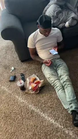 Dada man eat eat him don’t like when I play when him eat eat 😂🤣😂🤣😂🤣😂🤣😂🤣😂😂