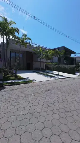 Casa à venda em Bertioga – Riviera de São Lourenço